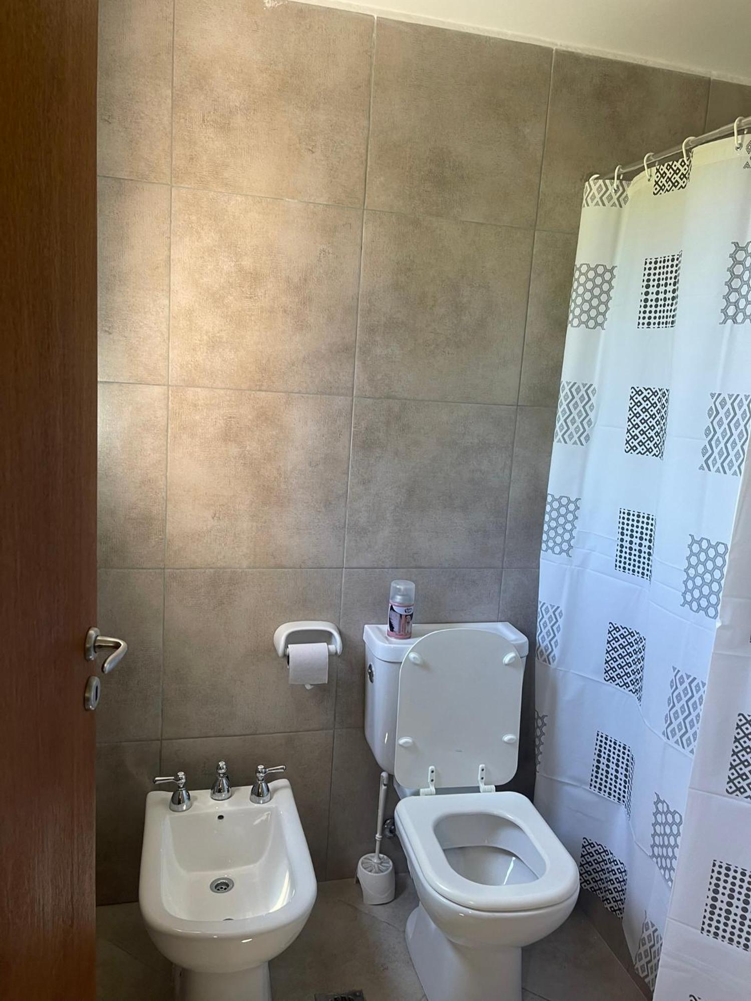 Apartamento Morada Iii, Centrico , Ideal Para Pareja *